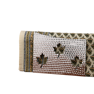 Porte-serviettes en métal moderne en forme de feuille d'érable pour décoration de table à manger et accessoire de cuisine au prix de gros - Product Image 1