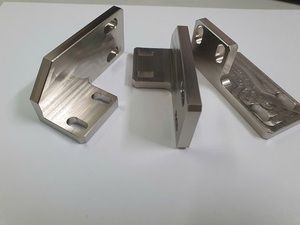 แกนทองแดงอุตสาหกรรมสีแดง บริการตัดเฉือน CNC ตามสั่ง ความแม่นยำสูง แท่งทองแดง ชิ้นส่วนเครื่องจักรกล ผู้จัดจำหน่ายในฮานอย รับประกัน 1 ปี - Product Image 1