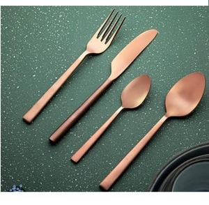 Cubiertos de Lujo para Hotel, Decoración de Mesa, Juego de Cubiertos Hechos a Mano, Juego de Cubiertos Decorativos Chapados en Oro, Cuchara y Cuchillo - Product Image 5