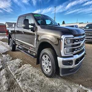 FORD F-350 SUPER DUTY LARIAT 2025 USADO, Volante a la Izquierda/Derecha - Product Image 1