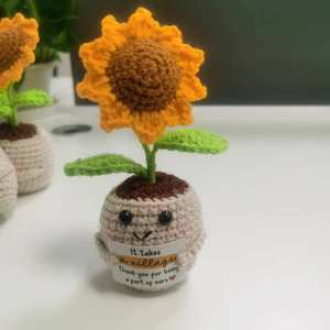 Ornements de plantes en pot en crochet Tournesol Amour, Artisanat textile fait main, Artisanat de tissu personnalisé, Cadeau en gros pour le soutien émotionnel - Product Image 4