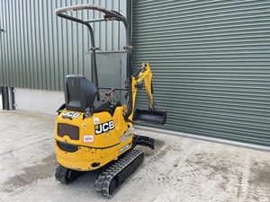 JCB 8008 Condición Inmaculada Micro excavadora de 1,0 toneladas con núcleo de motor Perkins Caja de cambios Componentes de engranajes Micro excavadoras usadas - Product Image 3