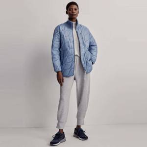 Stylish Quilted <b>Jacket</b> for <b>Women</b> with Zip-Up Closure Lightweight and Warm Outerwear for Winter - Product Image 1