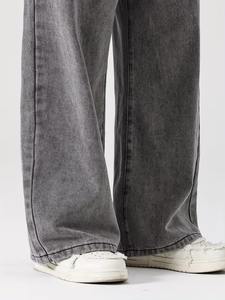 Jean en denim ample et respirant en coton pour homme, style streetwear vintage, avec logo personnalisé sur le devant, coupe droite décontractée et baggy - Product Image 3