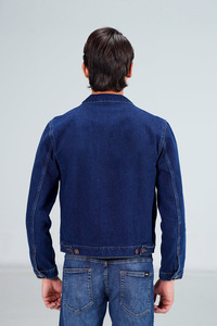 Chaqueta universitaria recortada de trabajo personalizada al por mayor para hombre, chaqueta vaquera sólida informal vintage reversible con cuello levantado y logotipo en la parte delantera - Product Image 3