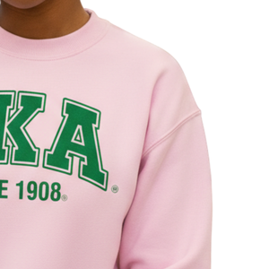 เสื้อสเวตเชิ้ต AKA Since 1908 รุ่นพรีเมียม ผ้าฟลีซ คอกลม แบบสวมหัว สั่งทำพิเศษสำหรับชมรมหญิงชาวกรีก สีชมพูอ่อน พิมพ์ตัวอักษรสีเขียว - Product Image 3
