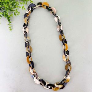 Collar de Lujo Hecho a Mano con Cuerno de Búfalo, Joyería Natural y Sostenible para Mujer, Alta Calidad - Product Image 6