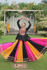 गरबा रातों के लिए उच्च गुणवत्ता वाली नवरात्रि लहेंगा चोली के लिए उच्च गुणवत्ता वाली नवरात्रि लेहंगा चोली <span class=keywords><strong>2025</strong></span> - Product Image 6