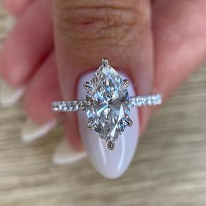 Bague de fiançailles en diamant de laboratoire de forme poire de 3,00 carats, F VVS, solitaire, à tige fendue, certifiée IGI, or 18 carats, cadeau pour elle - Product Image 2