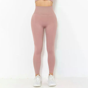 Venta caliente ropa deportiva de cintura alta mallas de gimnasio ropa deportiva de entrenamiento sin costuras para Fitness Yoga correr con logotipo en la cintura - Product Image 1