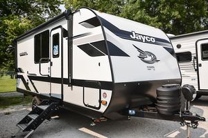 Wholesale New Off-Road Recreational Vehicle <b>Motorhome</b> Outdoor Camping RV Camper Caravan for Travel Trailers Fast Wholesale New - Product Image 5