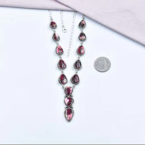 Collar de racimo de plata esterlina turquesa Dalia Rosa hecho a mano, cadena ajustable, joyería artesanal, regalo para ella - Product Image 1