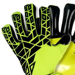 ถุงมือผู้รักษาประตูน้ำหนักเบาสไตล์ใหม่ออกแบบและโลโก้ตามต้องการ - Product Image 5