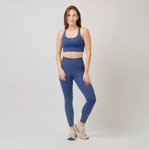Color sólido para las mujeres de entrenamiento de las mujeres conjuntos de yoga con logotipo personalizado 2025 Ventas calientes Conjuntos de yoga Fitness para mujeres Gimnasio Fitness OEM - Product Image 2