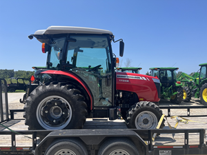 รถแทรกเตอร์แมสซีย์เฟอร์กูสัน รุ่น 1735M สีแดง ขับเคลื่อน 4 ล้อ ระบบเกียร์  สำหรับงานเกษตร - Product Image 4