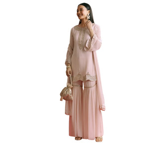 All'ingrosso Baby Pink Georgette Kurta Sharara vestito con Moti lavoro e devo pizzo per la festa di nozze e su ordinazione di ordini etnici - Product Image 1