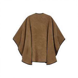 Capa de Lujo de Lana de Cordero Marrón para Mujer, 100% Alta Calidad, Bajo MOQ, Precio Bajo, Moda de Invierno 2026, con Cuello de Piel de Zorro Sintética - Product Image 2