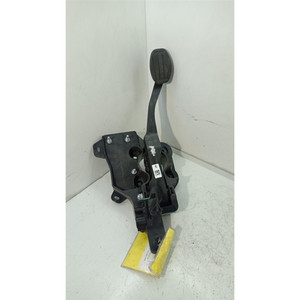 Pédale de frein PEUGEOT 208 Série 9824311680 EB2FAD/HMH (19>) - Product Image 1