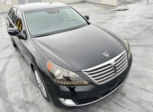 Buena Oferta para Hyundai Equus Ultimate V8 de 429 hp, Totalmente Equipado, Automático, Listo para Enviar - Product Image 4
