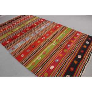 5.5x10.1 ft Rug, Vintage Turkish Large Rug, <b>Red</b> Kilim <b>Wool</b> Rug - Product Image 2