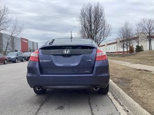 Honda Crosstour EX-L V6 AWD 2012, Automático, Gasolina, Volante a la Izquierda, Interior de Cuero Oscuro, Cámara Trasera, Neumáticos R16 - Product Image 4