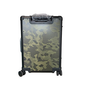 Maleta Inteligente de Fibra de Carbono para Viajes en Color Camuflaje y Tamaños de 18'' a 32'' - Product Image 5