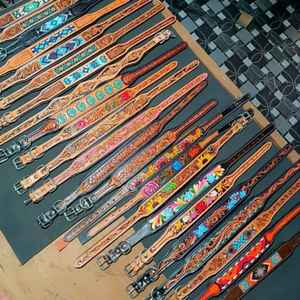 Collar de perro de cuero acolchado suave diseño hecho a mano a bajo precio - Product Image 2