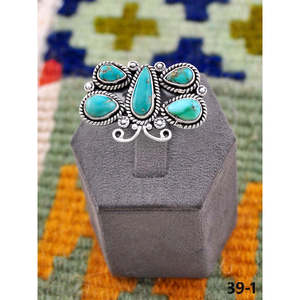 Bague ajustable artisanale en turquoise émeraude de la Vallée du Sud-Ouest et argent sterling, avec technologie d'incrustation à sertissage clos, idéale pour un cadeau - Product Image 1