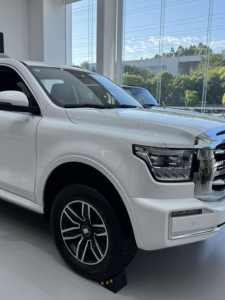 2026 Usado 500 Hi4-Z SUV Automático Turbo Híbrido Nuevo con Tracción Total, Control de Crucero Adaptativo, Asientos de Cuero, Sin Accidentes y Listo para Usar - Product Image 3