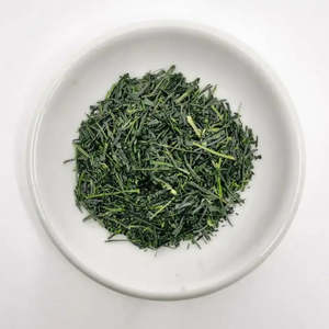 Té de Hojas de Sencha, Té Verde Japonés Tostado, Kagoshima Saemidori, Paquete de 80g - Product Image 2