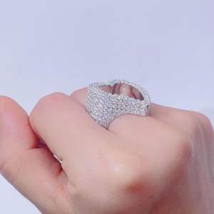 แหวนเพชรรูปหัวใจทรงกลมสำหรับผู้หญิง - Product Image 2