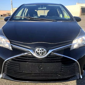 Toyota Yaris LE 2016 en Venta, Bajo Kilometraje, Motor de Gasolina, Coche Usado en Excelentes Condiciones, Sin Accidentes, Gran Oferta, Volante a la Izquierda - Product Image 1