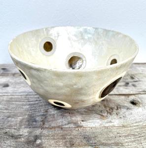 Cuenco decorativo de Metal con diseño de puntos, centro de mesa hecho a mano, elegante bandeja texturizada para mesa de comedor, hogar, cocina, exhibición de regalo - Product Image 1