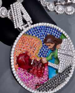 จี้เพชรโมอิสซาไนต์แบบกำหนดเองได้สำหรับผู้ชาย ดีไซน์ GOD Vs DEVIL พร้อมใบรับรอง GIA สไตล์ฮิปฮอปสุดเท่ เหมาะสำหรับเป็นของขวัญ - Product Image 3