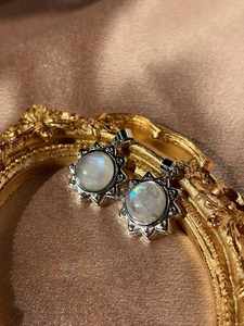 Collier pendentif soleil en pierre de lune naturelle fait à la main bijoux en pierres précieuses flash bleues avec chaîne en argent sterling de 20 à 22 pouces en option - Product Image 6