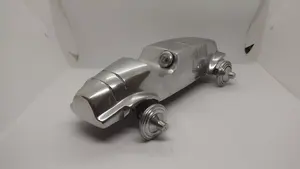 Aluminium poli Vintage classique voiture de course Sculpture modèle décor de bureau cadeau de collection décoration de la maison - Product Image 2