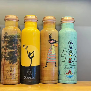 Bouteille d'eau de yoga en cuivre martelé imprimé de conception personnalisée pour boire - Product Image 1