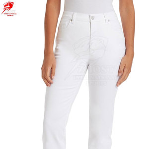 Jeans clásicos cómodos de corte regular para mujer, pantalones para una apariencia y estilo atemporales. - Product Image 4