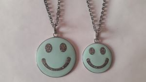 SMILE 925 Sterling Silver Noir Rhodium Plaqué Pave Diamant Pendentif Turquoise Émail 30MM Style Vintage pour la Fête de Mariage - Product Image 3