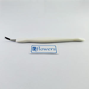 Poignée en plastique professionnelle de tondeuse à cuticules de nouvelle qualité - Product Image 3