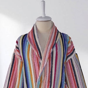 Peignoir turc Pompom à rayures multicolores audacieuses, col châle - Product Image 2