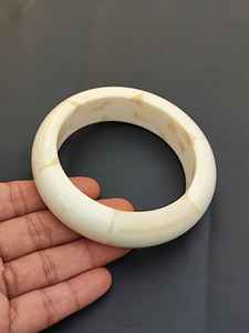 Brazalete redondo de hueso natural duradero hecho a mano Pulsera de estilo de imitación antigua hecha de hueso de animal real MN EXPORTS - Product Image 4