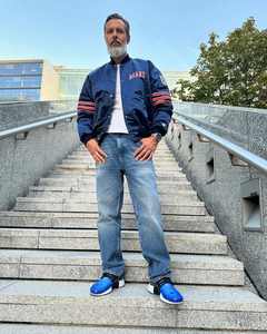 Chaqueta Varsity Personalizada con Parche de Chenilla, Chaqueta de Béisbol con Bordado 3D, Chaqueta Bomber de Lujo para Hombre, Venta al Por Mayor - Product Image 4