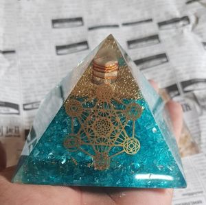 Pirámide de orgona de turmalina negra natural, venta al por mayor, cristales curativos naturales, piedras preciosas, energía, Pirámides de orgonita a la venta - Product Image 6