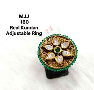 Suministro directo de fábrica, anillo clásico Kundan, joyería inspirada en el patrimonio para bodas, aniversarios, disponible a granel, India - Product Image 3