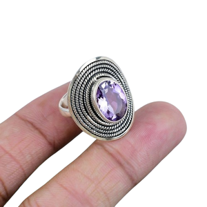 Mejor diseño clásico hecho a mano amatista piedra preciosa cabujón anillo 925 sólida plata esterlina 925 Plata estampada joyería de plata de moda - Product Image 1