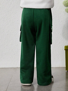Pantalon de survêtement pour jeune garçon avec poche à rabat, ourlet fendu sur le côté, pantalon de survêtement tendance avec poche, impression de logo personnalisée, pantalon de survêtement pour garçon - Product Image 4