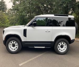 LAND ROVER DEFENDER 90 2022 EXTREMADAMENTE LIMPIO, LISTO PARA ENVIAR - Product Image 1