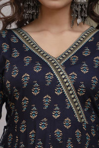 Vestido largo de calidad superior, bordado de secuencia, trabajo lateral, telar manual Dori, fabricante indio - Product Image 3