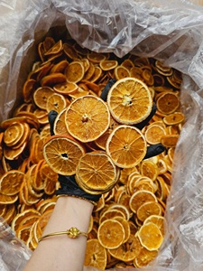 BEST SELLING Tranches d'orange séchées, collation de fruits premium pour les boissons, le thé, la pâtisserie et la préparation des aliments, utilisations multiples, Vietnam - Product Image 4